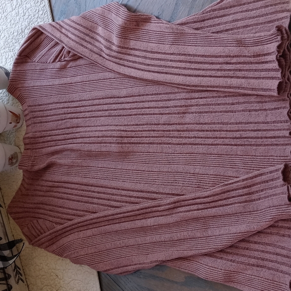 WISHFUL PARK LIGHT PINK THIN LONG SLEEVE SWEATER - Picture 6 of 6